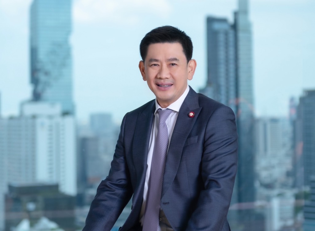เปิดตัว